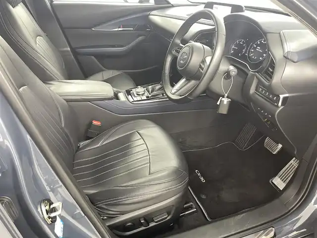 マツダ ＣＸ－３０ XD プロアクティブツーリングセレクション 福島県 2023(令5)年 1.3万km ポリメタルグレーM ワンオーナー /BOSEサウンド/スマートシティブレーキ/純正ディスプレイ/【CD/DVD/DTV/Bluetooth/USB】/全方位カメラ/レーダークルーズコントロール/・クリアランスソナー /・BSM/・HUD/社外AW付きスタッドレス積込/パワーシート/・メモリシート/シートヒーター/ステアリングヒーター/ステアリングスイッチ/・革巻きステアリング/・パドルシフト/パワーバックドア /ビルトインETC/ドライブレコーダー/電子パーキング/・ブレーキホールド/スマートキー/・スペアキー/LEDライト/・オートライト /・プッシュスタート /フロアマット/ドアバイザー