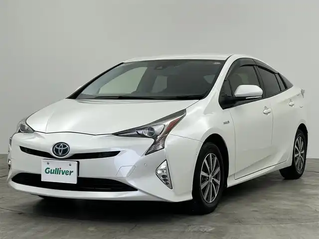 トヨタ プリウス Sセーフティプラス 群馬県 2018(平30)年 3.4万km ホワイトパールクリスタルシャイン 純正ナビ　バックカメラ　衝突軽減システム　レーンキープアシスト　パーキングアシスト　障害物センサー　横滑り防止　オートハイビーム　アダプティブクルーズコントロール　ＥＴＣ　スマートキー　禁煙