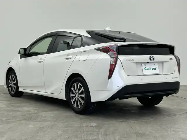 トヨタ プリウス Sセーフティプラス 群馬県 2018(平30)年 3.4万km ホワイトパールクリスタルシャイン 純正ナビ　バックカメラ　衝突軽減システム　レーンキープアシスト　パーキングアシスト　障害物センサー　横滑り防止　オートハイビーム　アダプティブクルーズコントロール　ＥＴＣ　スマートキー　禁煙