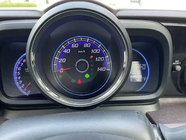 ホンダ Ｎ ＯＮＥ プレミアム 群馬県 2014(平26)年 5.9万km プレミアムホワイトパール 純正ナビ（VXM-145C）/・CD/SD/AUXa/バックカメラ/ステアリングリモコン/アイドリングストップ/横滑り防止装置/プッシュスタート/スマートキー/LEDオートライト/オートエアコン/純正フロアマット/純正アルミホイール/取説＆保証書/ETC