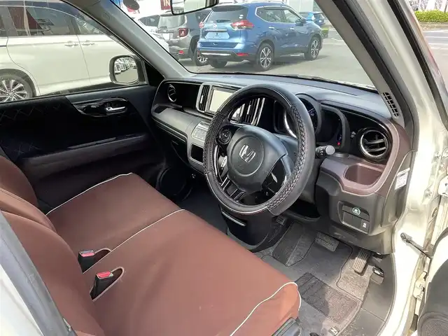 ホンダ Ｎ ＯＮＥ プレミアム 群馬県 2014(平26)年 5.9万km プレミアムホワイトパール 純正ナビ（VXM-145C）/・CD/SD/AUXa/バックカメラ/ステアリングリモコン/アイドリングストップ/横滑り防止装置/プッシュスタート/スマートキー/LEDオートライト/オートエアコン/純正フロアマット/純正アルミホイール/取説＆保証書/ETC