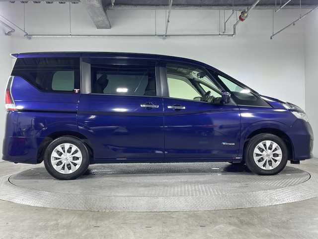 日産 セレナ X 神奈川県 2016(平28)年 7.5万km アズライトブルー 純正9型SDナビ/フルセグ　CD　DVD　HDMI　AUX　SD/セーフティバックB/プロパイロット/レーダークルーズ/レーンディパーチャーワーニング/エマージェンシーブレーキ/片側パワースライドドア/インテリジェントアラウンドビューモニター/アイドリングストップ/パーキングアシスト/電子パーキング/オートホールドブレーキ/前後クリアランスソナー/インテリジェントデジタルインナーミラー/ビルトインETC/オートライト/センターマルチコンソール/デュアルバックドア