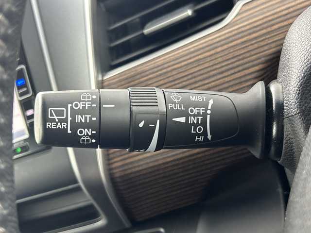ホンダ フリード クロスター ホンダセンシング 愛知県 2021(令3)年 3.7万km スーパープラチナグレーメタリック 禁煙車/純正7インチナビ/（DVD/CD/AM/FM/Bluetooth/フルセグTV)/バックカメラ/ホンダセンシング/・衝突軽減ブレーキ/・レーンキープアシスト/・レーダークルーズコントロール/・誤発進抑制機能/ETC/前後ドライブレコーダー/両側パワースライドドア/ルーフレール/ハーフレザーシート/純正15インチアルミホイール/純正フロアマット/アイドリングストップ/スマートキー/スペアキー有/横滑り防止装置
