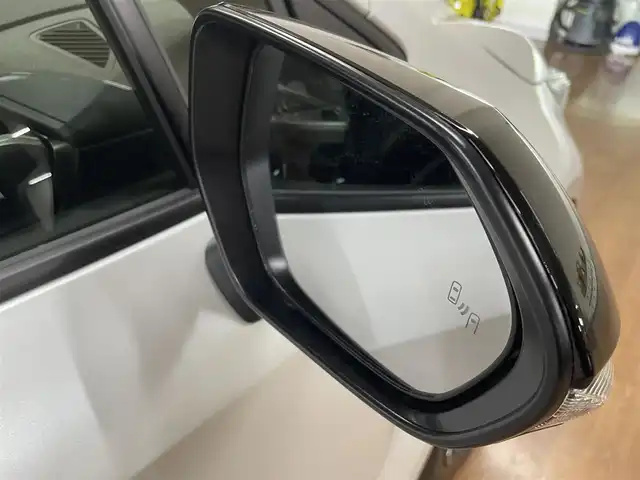 トヨタ ＧＲカローラ RZ 道央・札幌 2024(令6)年 0.4万km プラチナホワイトパールマイカ ワンオーナー/4WD/寒冷地仕様/1.6Lターボ/純正18インチAW/純正10.5型ナビ/フルセグTV/Bluetooth/Miracast/バックカメラ/JBLサウンド/GRハーフレザー/レーダークルーズコントロール/ヘッドアップディスプレイ/カーボンルーフ/シートヒーター（D/N）/ミラーヒーター/ブラインドスポットモニター/ステアリングヒーター/オートマチックハイビーム/ワイパーデアイサー/ヘッドライトレベライザー/ビルトインETC/プッシュスタート/スマートキー×2/LEDヘッドライト/前後フォグランプ/保証書/取扱説明書