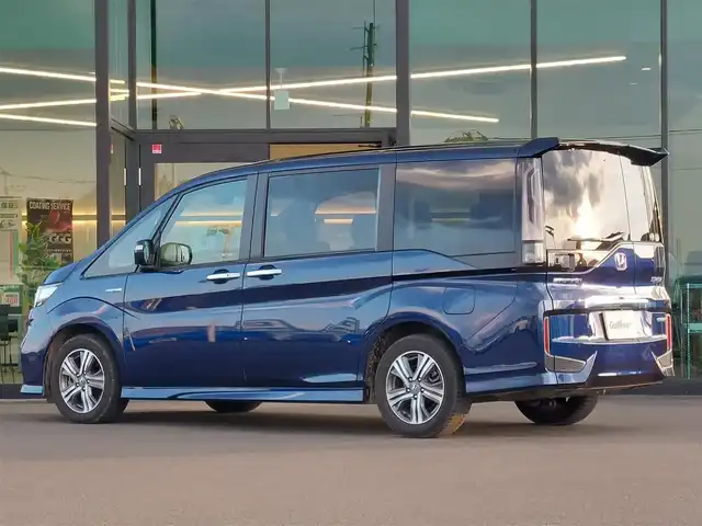 ホンダ ステップワゴン スパーダ ハイブリッド G EX ホンダセンシング 東京都 2018(平30)年 9.4万km 紺 Honda SENSING/・衝突軽減ブレーキ/・誤発進抑制機能/・歩行者事故低減ステアリング/・路外逸脱抑制機能/・アダプティブクルーズコントロール/・車線維持支援システム/・先行車発進お知らせ機能/・ブラインドスポットインフォメーション/プッシュスタート/社外ナビ VIE-X08/フルセグTV/バックカメラ/ETC/両側パワースライドドア/ハーフレザーシート/シートヒーター/シートバックテーブル/後席ロールサンシェード/LEDヘッドライト/オートライト/16インチ純正アルミホイール/スマートキー