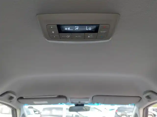 ホンダ ステップワゴン スパーダ ハイブリッド G EX ホンダセンシング 東京都 2018(平30)年 9.4万km 紺 Honda SENSING/・衝突軽減ブレーキ/・誤発進抑制機能/・歩行者事故低減ステアリング/・路外逸脱抑制機能/・アダプティブクルーズコントロール/・車線維持支援システム/・先行車発進お知らせ機能/・ブラインドスポットインフォメーション/プッシュスタート/社外ナビ VIE-X08/フルセグTV/バックカメラ/ETC/両側パワースライドドア/ハーフレザーシート/シートヒーター/シートバックテーブル/後席ロールサンシェード/LEDヘッドライト/オートライト/16インチ純正アルミホイール/スマートキー