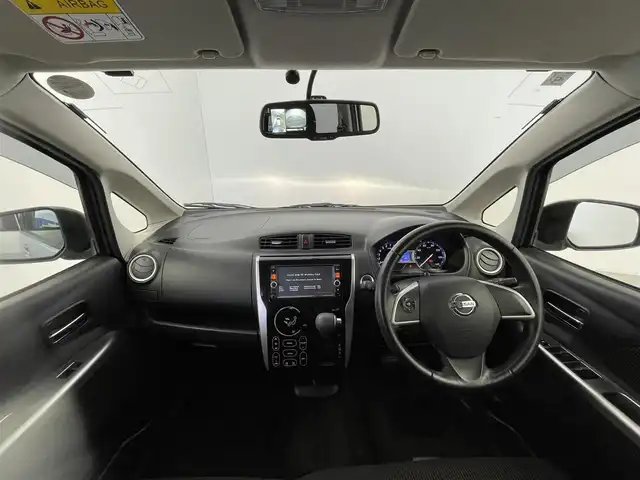 日産 デイズ ハイウェイスターG 群馬県 2014(平26)年 9.1万km クールシルバー 純正７インチナビ/iPod/AUX/CD/DVD/Bluetooth/アラウンドビューモニター/ETC/スマートキー/プッシュスタート/純正フロアマット/オートライト/キセノンヘッドライト/盗難防止装置/純正AW/パワーウィンドウ/パワーステアリング/オートエアコン/禁煙車