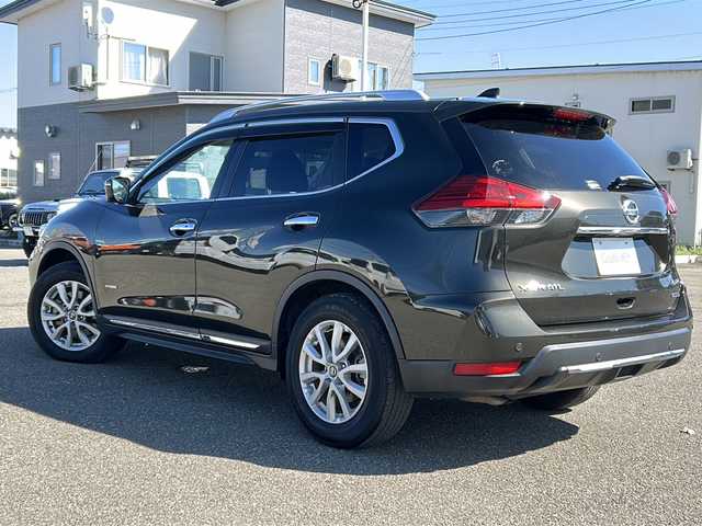 日産 エクストレイル ハイブリッド 20Xi 秋田県 2020(令2)年 4.6万km チタニウムカーキ 純正SDナビ/純正CD、DVD、BT、フルセグTV/純正17インチAW/前後コーナーセンサー/４WD/ETC/スペアキー/取説、保証書