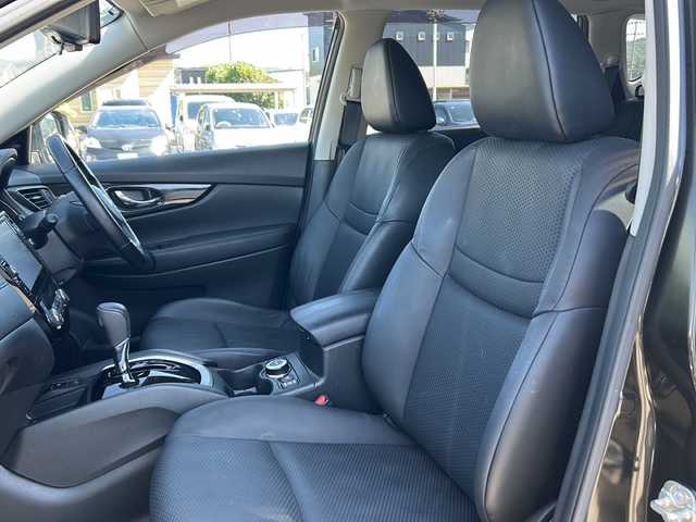 日産 エクストレイル ハイブリッド 20Xi 秋田県 2020(令2)年 4.6万km チタニウムカーキ 純正SDナビ/純正CD、DVD、BT、フルセグTV/純正17インチAW/前後コーナーセンサー/４WD/ETC/スペアキー/取説、保証書