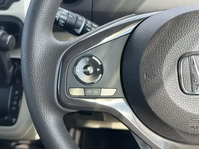 ホンダ Ｎ ＢＯＸ G L ホンダセンシング 熊本県 2018(平30)年 6.9万km プラチナホワイトパール 社外ナビ/AM/FM/CD/DVD/BT/USB/SD/・ワンセグ/・バックカメラ/ホンダセンシング/・アダプティブクルーズコントロール/・先行車発進お知らせ機能/・路外逸脱抑制機能/・レーンキープアシスト/・標識認識機能/エマージェンシーストップシグナル/ヒルスタートアシスト/アンチロックブレーキシステム/トラクションコントロールシステム/ビルトインETC/スマートキー/スペアキー/片側パワースライド/ドライブレコーダー（前方）/横すべり抑制/電動格納ミラー