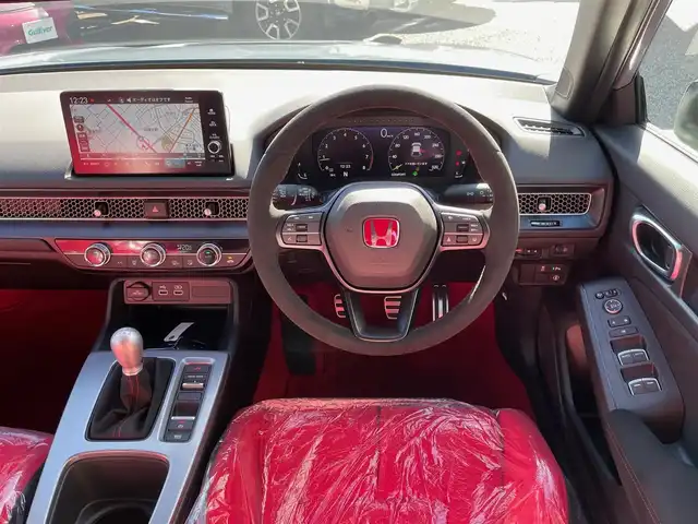 ホンダ シビック タイプR 神奈川県 2025(令7)年 0.1千km ソニックグレーパール ワンオーナー/純正メモリーナビ・地デジTV/純正USB/BT再生/バックモニター/ビルトインETC2.0/純正19インチAW/ブレンボブレーキ/LEDヘッドライト/ホンダセンシング/レーダークルーズコントロール/PCS/LKA/BSM/標識検知/コーナーセンサー/純正フロアマット/プッシュスタート/スマートキー×2/保証書・取説あり