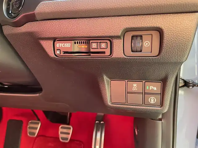 ホンダ シビック タイプR 神奈川県 2025(令7)年 0.1千km ソニックグレーパール ワンオーナー/純正メモリーナビ・地デジTV/純正USB/BT再生/バックモニター/ビルトインETC2.0/純正19インチAW/ブレンボブレーキ/LEDヘッドライト/ホンダセンシング/レーダークルーズコントロール/PCS/LKA/BSM/標識検知/コーナーセンサー/純正フロアマット/プッシュスタート/スマートキー×2/保証書・取説あり