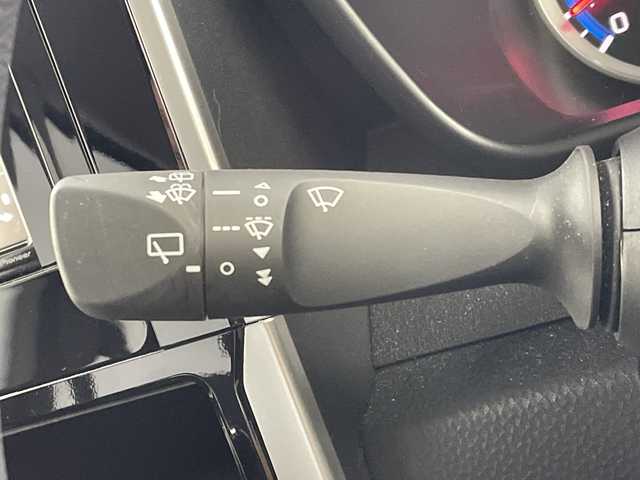 トヨタ ルーミー カスタムG 岐阜県 2023(令5)年 1.8万km ブラックマイカメタリック 社外ディスプレイオーディオ/(ラジオ/Bluetooth/CD)/両側パワースライドドア/衝突軽減ブレーキ/レーンキープアシスト/レーダークルーズコントロール/ステアリングスイッチ/LEDヘッドライト/ドライブレコーダー/ETC/スペアキー/スタッドレスAWセット積み込み