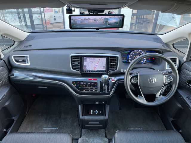 ホンダ オデッセイ ハイブリッド アブソルートセンシングEXパック 千葉県 2017(平29)年 5.8万km クリスタルブラックパール 純正8インチナビ/(フルセグTV/BT/CD/DVD/FM/AM)/デジタルインナーミラー型前後ドラレコ/ブラインドスポットモニター/純正フリップダウンモニター/大型アームレスト/衝突被害軽減システム/車線逸脱警報/追従式クルーズコントロール/ハーフレザーシート/両側パワースライドドア/横滑り防止装置/ビルトインETC/アイドリングストップ/LEDヘッドライト/フォグランプ/オートライト/ウィンカーミラー/電動格納ミラー/純正17インチAW/シートリフター/プッシュスタート/スマートキー/フロアマット