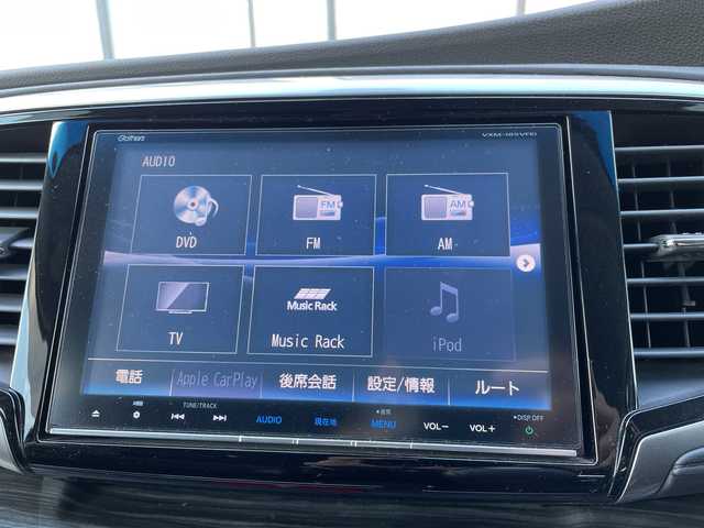 ホンダ オデッセイ ハイブリッド アブソルートセンシングEXパック 千葉県 2017(平29)年 5.8万km クリスタルブラックパール 純正8インチナビ/(フルセグTV/BT/CD/DVD/FM/AM)/デジタルインナーミラー型前後ドラレコ/ブラインドスポットモニター/純正フリップダウンモニター/大型アームレスト/衝突被害軽減システム/車線逸脱警報/追従式クルーズコントロール/ハーフレザーシート/両側パワースライドドア/横滑り防止装置/ビルトインETC/アイドリングストップ/LEDヘッドライト/フォグランプ/オートライト/ウィンカーミラー/電動格納ミラー/純正17インチAW/シートリフター/プッシュスタート/スマートキー/フロアマット