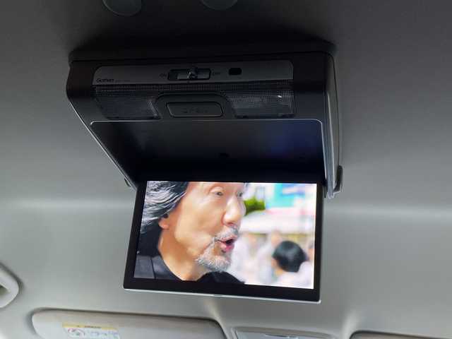 ホンダ オデッセイ ハイブリッド アブソルートセンシングEXパック 千葉県 2017(平29)年 5.8万km クリスタルブラックパール 純正8インチナビ/(フルセグTV/BT/CD/DVD/FM/AM)/デジタルインナーミラー型前後ドラレコ/ブラインドスポットモニター/純正フリップダウンモニター/大型アームレスト/衝突被害軽減システム/車線逸脱警報/追従式クルーズコントロール/ハーフレザーシート/両側パワースライドドア/横滑り防止装置/ビルトインETC/アイドリングストップ/LEDヘッドライト/フォグランプ/オートライト/ウィンカーミラー/電動格納ミラー/純正17インチAW/シートリフター/プッシュスタート/スマートキー/フロアマット