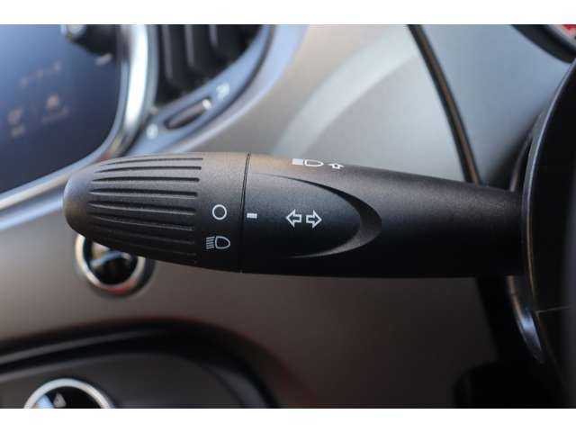 アバルト ５９５ ツーリズモ 大分県 2020(令2)年 1.4万km 白 ワンオーナー/アクラポビッチマフラー/純正ディスプレイオーディオ/ＣａｒＰｌａｙ/Bluetooth/バックカメラ/パーキングセンサー/赤革レザーシート/パドルシフト/ＨＩＤヘッドライト/純正１７インチＡＷ/純正フロアマット/ＥＴＣ/純正ドライブレコーダー（前後）