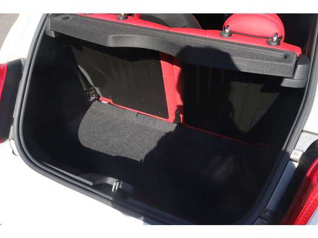 アバルト ５９５ ツーリズモ 大分県 2020(令2)年 1.4万km 白 ワンオーナー/アクラポビッチマフラー/純正ディスプレイオーディオ/ＣａｒＰｌａｙ/Bluetooth/バックカメラ/パーキングセンサー/赤革レザーシート/パドルシフト/ＨＩＤヘッドライト/純正１７インチＡＷ/純正フロアマット/ＥＴＣ/純正ドライブレコーダー（前後）