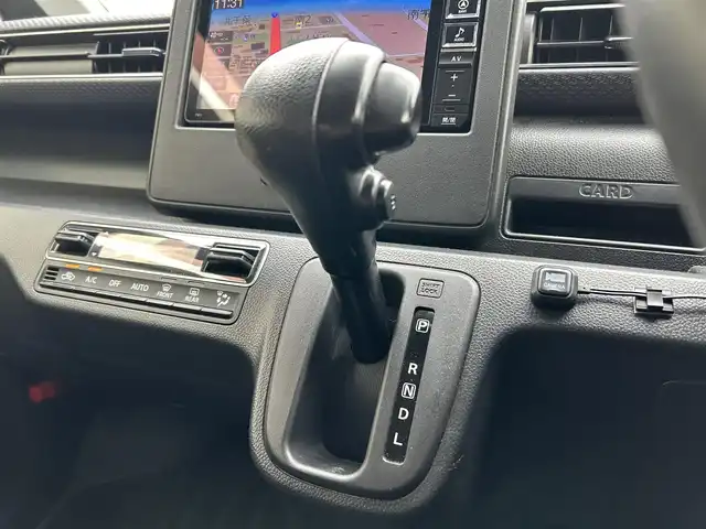 マツダ フレア ハイブリッド XS 福島県 2017(平29)年 5.5万km ブルーイッシュブラックパール3 デュアルセンサーブレーキサポート/車線逸脱警報機能/ふらつき警報/先行車発進お知らせ機能/誤発進抑制機能/純正ナビゲーション/型番：7WV/【CD/DVD/SD/USB/Bluetooth/TV】/バックカメラ/前方ドライブレコーダ―/運転席シートヒーター/ヘッドアップディスプレイ/LEDオートライト/純正フロアマット/純正ドアバイザー