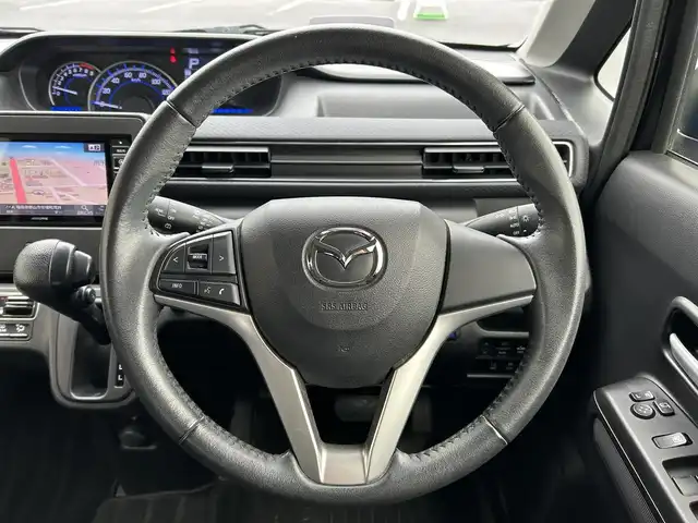 マツダ フレア ハイブリッド XS 福島県 2017(平29)年 5.5万km ブルーイッシュブラックパール3 デュアルセンサーブレーキサポート/車線逸脱警報機能/ふらつき警報/先行車発進お知らせ機能/誤発進抑制機能/純正ナビゲーション/型番：7WV/【CD/DVD/SD/USB/Bluetooth/TV】/バックカメラ/前方ドライブレコーダ―/運転席シートヒーター/ヘッドアップディスプレイ/LEDオートライト/純正フロアマット/純正ドアバイザー