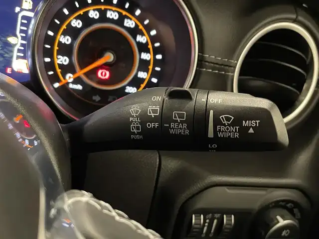 クライスラー・ジープ ジープ ラングラー アンリミテッド サハラ 静岡県 2021(令3)年 4.8万km ダークガーネットレッドパール 黒レザーシート/前席シートヒーター/ステアリングヒーター/ALPINEサブウーファー/LEDヘッドライト/オートハイビーム/オートライト衝突被害軽減ブレーキ/ブラインドスポットモニター/レーダークルーズコントロール/ダウンヒルアシストコントロールナビ/バックカメラ/フロントカメラ/左サイドカメラ/ステアリングスイッチ/フロントフォグライト/ETC２．０/純正１８インチアルミホイール/純正フロアマット/保証書・取扱説明書/スペアキー