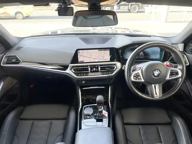ＢＭＷ Ｍ３ コンペティション 栃木県 2021(令3)年 2.9万km サファイアブラックP 純正メモリナビ/【フルセグTV/Bluetooth・USB・AppleCarPlay】/harman/kardonサウンドシステム/全方位カメラ/クリアランスソナー/パドルシフト/前後ドライブレコーダー/ルームミラー一体型ETC/ヘッドアップディスプレイ/ＢＳＭ/スマートキー/プッシュスタート/GPSLaser/インテリジェントセーフティ/パーキングアシスト/PDC自動起動/アクティブPDC緊急ブレーキ/レーンチェンジアシスト/ドライバー注意喚起アシスト/クルーズコントロール(追従式)/黒革シート/前席パワーシート/前席エアシート/LEDヘッドランプ/純正フロアマット/スペアキー１/保証書/取扱説明書
