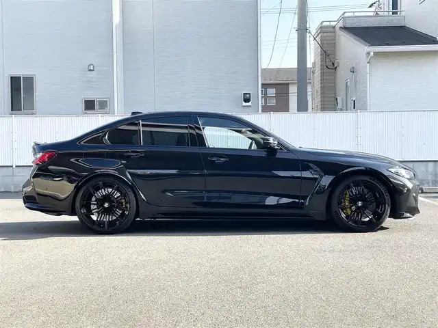 ＢＭＷ Ｍ３ コンペティション 栃木県 2021(令3)年 2.9万km サファイアブラックP 純正メモリナビ/【フルセグTV/Bluetooth・USB・AppleCarPlay】/harman/kardonサウンドシステム/全方位カメラ/クリアランスソナー/パドルシフト/前後ドライブレコーダー/ルームミラー一体型ETC/ヘッドアップディスプレイ/ＢＳＭ/スマートキー/プッシュスタート/GPSLaser/インテリジェントセーフティ/パーキングアシスト/PDC自動起動/アクティブPDC緊急ブレーキ/レーンチェンジアシスト/ドライバー注意喚起アシスト/クルーズコントロール(追従式)/黒革シート/前席パワーシート/前席エアシート/LEDヘッドランプ/純正フロアマット/スペアキー１/保証書/取扱説明書