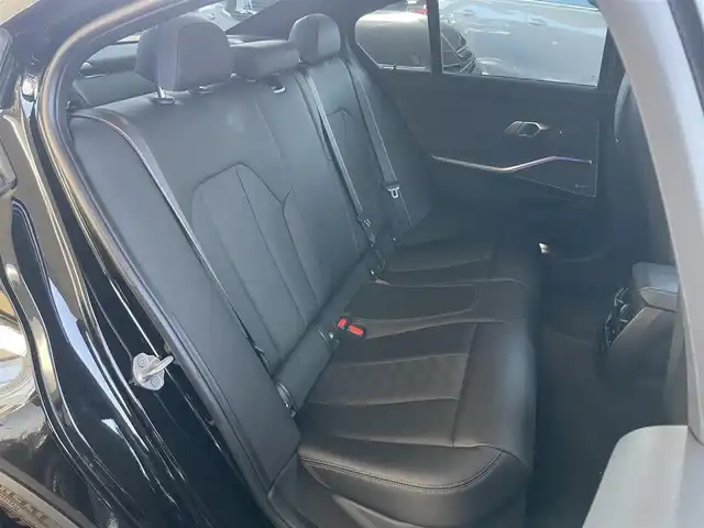 ＢＭＷ Ｍ３ コンペティション 栃木県 2021(令3)年 2.9万km サファイアブラックP 純正メモリナビ/【フルセグTV/Bluetooth・USB・AppleCarPlay】/harman/kardonサウンドシステム/全方位カメラ/クリアランスソナー/パドルシフト/前後ドライブレコーダー/ルームミラー一体型ETC/ヘッドアップディスプレイ/ＢＳＭ/スマートキー/プッシュスタート/GPSLaser/インテリジェントセーフティ/パーキングアシスト/PDC自動起動/アクティブPDC緊急ブレーキ/レーンチェンジアシスト/ドライバー注意喚起アシスト/クルーズコントロール(追従式)/黒革シート/前席パワーシート/前席エアシート/LEDヘッドランプ/純正フロアマット/スペアキー１/保証書/取扱説明書