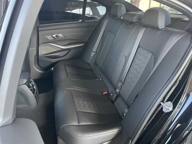 ＢＭＷ Ｍ３ コンペティション 栃木県 2021(令3)年 2.9万km サファイアブラックP 純正メモリナビ/【フルセグTV/Bluetooth・USB・AppleCarPlay】/harman/kardonサウンドシステム/カーボンルーフパッケージ/全方位カメラ/クリアランスソナー/パドルシフト/前後ドライブレコーダー/ルームミラー一体型ETC/ヘッドアップディスプレイ/ＢＳＭ/スマートキー/プッシュスタート/GPSLaser/インテリジェントセーフティ/パーキングアシスト/PDC自動起動/アクティブPDC緊急ブレーキ/レーンチェンジアシスト/ドライバー注意喚起アシスト/クルーズコントロール(追従式)/黒革シート/前席パワーシート/前席エアシート/LEDヘッドランプ/純正フロアマット/スペアキー１/保証書/取扱説明書