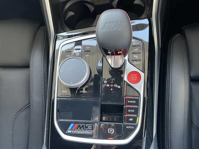 ＢＭＷ Ｍ３ コンペティション 栃木県 2021(令3)年 2.9万km サファイアブラックP 純正メモリナビ/【フルセグTV/Bluetooth・USB・AppleCarPlay】/harman/kardonサウンドシステム/カーボンルーフパッケージ/全方位カメラ/クリアランスソナー/パドルシフト/前後ドライブレコーダー/ルームミラー一体型ETC/ヘッドアップディスプレイ/ＢＳＭ/スマートキー/プッシュスタート/GPSLaser/インテリジェントセーフティ/パーキングアシスト/PDC自動起動/アクティブPDC緊急ブレーキ/レーンチェンジアシスト/ドライバー注意喚起アシスト/クルーズコントロール(追従式)/黒革シート/前席パワーシート/前席エアシート/LEDヘッドランプ/純正フロアマット/スペアキー１/保証書/取扱説明書