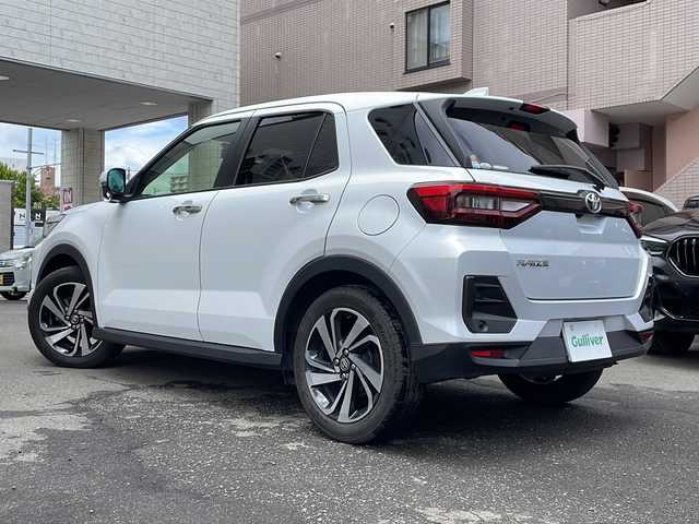 トヨタ ライズ Z 道央・札幌 2020(令2)年 3.4万km シャイニングホワイトパール ワンオーナー/4WD/ターボ/9インチ純正SDナビ/　(フルセグTV/AM/FM/CD/DVD/SD/Bluetooth)/バックカメラ/寒冷地仕様/ステアリングスイッチ/ビルトインETC/衝突被害軽減ブレーキ/横滑り防止機能/クリアランスソナー/追従型クルーズコントロール/前席シートヒーター/アイドリングストップ/純正AW付冬タイヤ積込/スペアキー/純正エンジンスターター