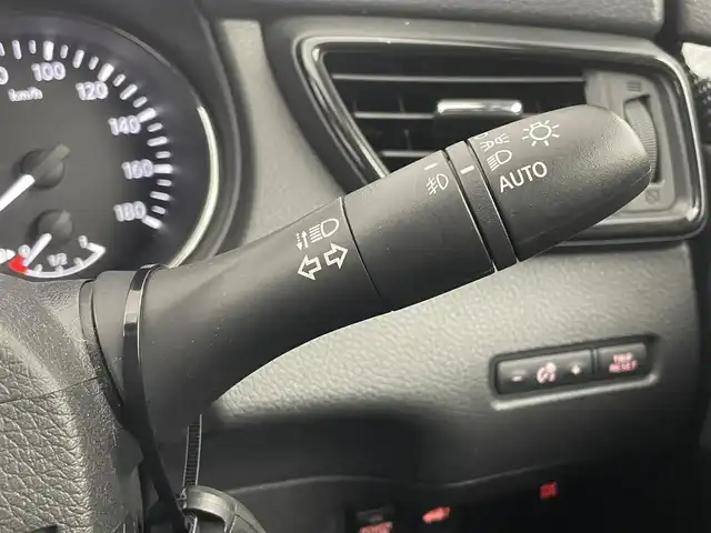 日産 エクストレイル 20X エクストリーマーX 埼玉県 2018(平30)年 4.5万km ミディアムブルーメタリック 純正７インチナビ　バックカメラ　エマージェンシーブレーキ　フルセグＴＶ　ＬＥＤヘッドライト　ビルトインＥＴＣ　ドライブレコーダー　　電動リアゲート　スマートキー　　Ｂｌｕｅｔｏｏｔｈ　コーナーセンサー