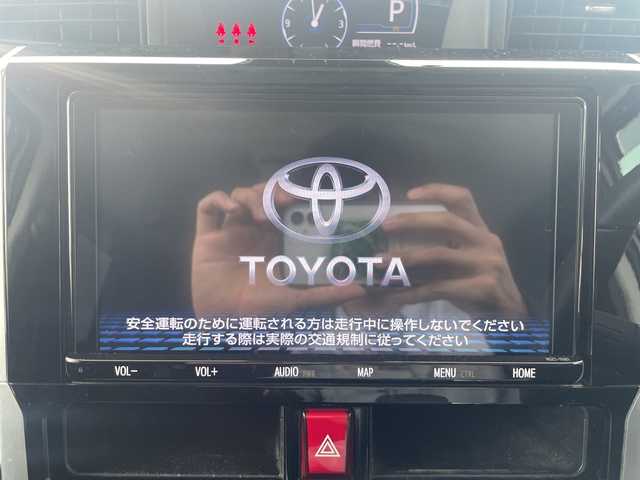 トヨタ ルーミー カスタムG 和歌山県 2021(令3)年 5.8万km パールホワイトⅢ 純正9インチナビ/（BT/CD/DVD）/フルセグTV/全方位カメラ/横滑り防止/レーンキープアシスト/前後コーナーセンサー/衝突被害軽減ブレーキ/レーダークルーズコントロール/オートライト/純正フリップダウンモニター/GRエアロ/ビルトインETC/両側パワスラ/ステアリングリモコン/前席シートヒーター/LEDヘッドライト/純正14インチアルミ/純正フロアマット/ドアバイザー
