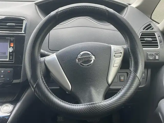 日産 セレナ ハイウェイスター Sハイブリッド 千葉県 2014(平26)年 18.1万km ダイヤモンドブラック 純正メモリナビ /Bluetooth接続 /フルセグTV /CD/DVD /ビルドインETC /両側パワースライドドア /純正後席フリップダウンモニター /クルーズコントロール /純正アルミホイール /ウィンカーミラー