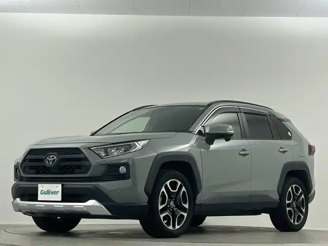 トヨタ ＲＡＶ４ アドベンチャー 埼玉県 2019(令1)年 7.7万km アーバンカーキ 純正９型ナビ　ＴＶ　ＣＤ／ＤＶＤ　ＢＴ　ＥＴＣ　ドライブレコーダー　シートベンチレーション　シートヒーター　パワーシート　オートライ　トオートマチックハイビーム　コーナーセンサー　レーンアシスト