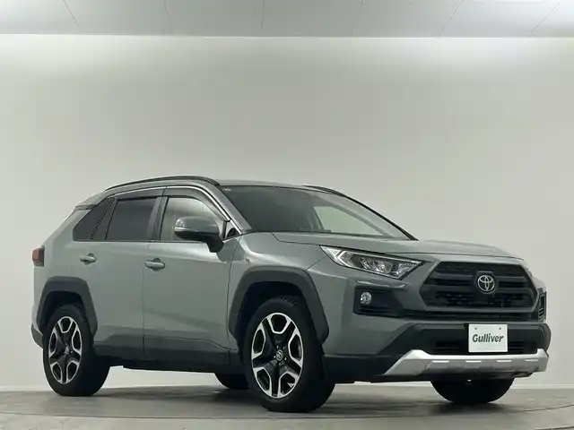 トヨタ ＲＡＶ４ アドベンチャー 埼玉県 2019(令1)年 7.7万km アーバンカーキ 純正９型ナビ　ＴＶ　ＣＤ／ＤＶＤ　ＢＴ　ＥＴＣ　ドライブレコーダー　シートベンチレーション　シートヒーター　パワーシート　オートライ　トオートマチックハイビーム　コーナーセンサー　レーンアシスト