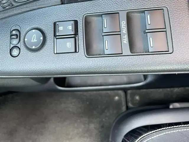 ホンダ オデッセイ アブソルート EX 群馬県 2014(平26)年 12.1万km プレミアムヴィーナスブラックP (株)IDOMが運営する【じしゃロン伊勢崎店】の自社ローン専用車両になりますこちらは現金またはオートローンご利用時の価格です。自社ローンご希望の方は別途その旨お申付け下さい/アルパインBIG-X９インチナビ/地デジ視聴可/両側パワースライドドア/バックモニター/ETC/ドライブレコーダー/アルパインフリップダウンモニター/シティブレーキアクティブシステム/ブラインドスポットインフォメイション/クルーズコントロール/LEDヘッドライト/左右独立温度調整オートエアコン/リアオートエアコン/合皮シート/パワーシート/スマートキーシステム