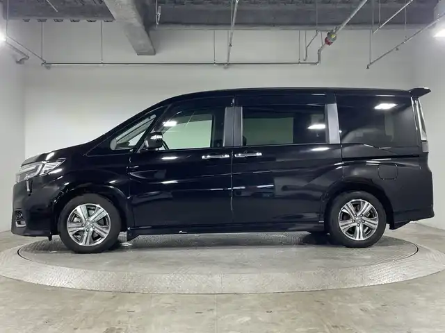 ホンダ ステップワゴン スパーダ eHEV G EXホンダS 神奈川県 2021(令3)年 2.1万km プレミアムスパークルブラックパール ホンダセンシング/社外10インチナビ/・BT/フルセグTV/CD/DVD/SD/USB/バックカメラ/ハーフレザーシート/シートヒーター(D/N)/電動サイドブレーキ/オートブレーキホールド/両側電動スライドドア/ビルトインETC2.0/ドライブレコーダー/革巻きステアリング/ステアリングスイッチ/Auroライト/スマートキー/プッシュスタートボタン/スペアキー/シートリフター/電動格納ミラー/ウィンカーミラー/LEDヘッドライト/フォグランプ/純正アルミホイール/社外フロアマット/社外ドアバイザー