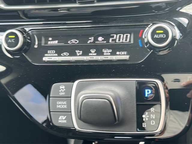 トヨタ アクア G 福島県 2024(令6)年 1.9万km ブラックマイカ 4WD 寒冷地仕様 純正ディスプレイオーディオ ナビ バックカメラ 衝突軽減ブレーキ オートクルーズ ETC LEDヘッドライトドライブレコーダー スマートキー オートライト AC100V