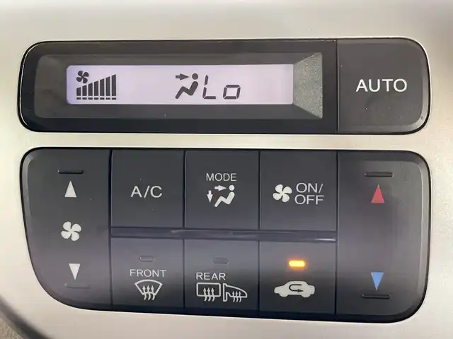 ホンダ Ｎ ＷＧＮ G SSコンフォートパッケージ 福岡県 2017(平29)年 6.6万km ブリティッシュグリーンP ・社外ナビ（MDV-D404BT）/・ワンセグ/・バックカメラ/・ETC/・ステアリングリモコン/・ベンチシート/・シートヒーター/・ドアバイザー/・フロアマット/・プッシュスタート/・スマートキー