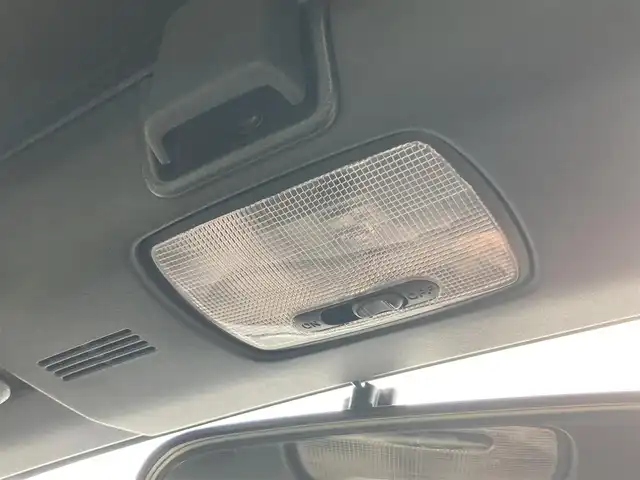 ホンダ Ｓ６６０ β 静岡県 2016(平28)年 1.3万km プレミアムスターホワイトP 純正センターディスプレイ/　AM FM Bluetooth/ETC/パドルシフト/LEDヘッドライト/オートライト/ステアリングスイッチ/スポーツファブリックシート/ロールトップ/純正アルミホイール/純正フロアマット/スマートキー×2本/プッシュスタート/ワンオーナー/バックカメラ
