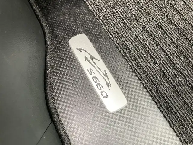ホンダ Ｓ６６０ β 静岡県 2016(平28)年 1.3万km プレミアムスターホワイトP 純正センターディスプレイ/　AM FM Bluetooth/ETC/パドルシフト/LEDヘッドライト/オートライト/ステアリングスイッチ/スポーツファブリックシート/ロールトップ/純正アルミホイール/純正フロアマット/スマートキー×2本/プッシュスタート/ワンオーナー/バックカメラ