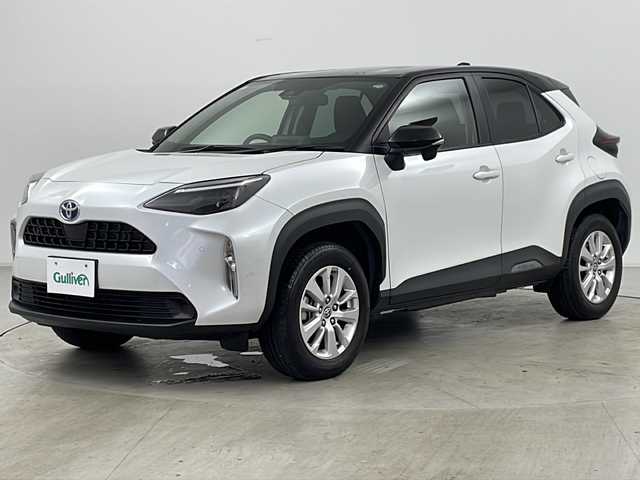 トヨタ ヤリスクロス ハイブリッド G 道央・札幌 2023(令5)年 7.2万km ブラックマイカ/プラチナホワイトパールマイカ ・4WD/・純正ディスプレイオーディオ（BT＆miracast）/・バックカメラ/・トヨタセーフティセンス/・クルーズコントロール/・オートマチックハイビーム/・ビルトインETC/・クリアランスソナー/・ダウンヒルアシスト/・ヘッドライトレベライザー/・オートライト/・スマートキー
