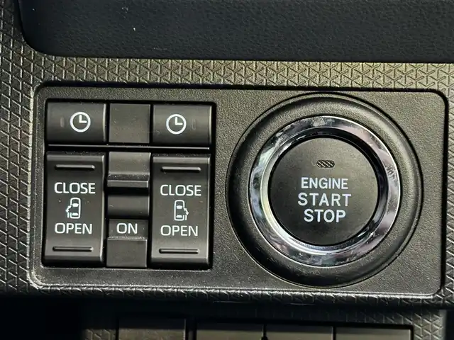 ダイハツ タント カスタム X 島根県 2020(令2)年 2.4万km ブラックマイカメタリック 登録時走行距離23660km/取扱説明書【車両/ナビ】/保証書/社外SDナビ【CD/DVD/Bluetooth/HDMI】/フルセグテレビ/バックカメラ/後席モニター/衝突軽減ブレーキ/両側パワースライドドア/ロングスライドシート/プッシュスタート/スマートキー(スペアスマート×1)/LEDヘッドライト/オートライト/フォグランプ/ETC/純正14インチアルミ