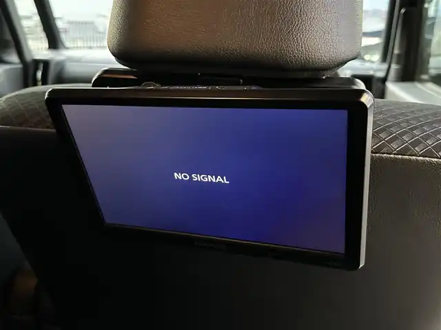 ダイハツ タント カスタム X 島根県 2020(令2)年 2.4万km ブラックマイカメタリック 登録時走行距離23660km/取扱説明書【車両/ナビ】/保証書/社外SDナビ【CD/DVD/Bluetooth/HDMI】/フルセグテレビ/バックカメラ/後席モニター/衝突軽減ブレーキ/両側パワースライドドア/ロングスライドシート/プッシュスタート/スマートキー(スペアスマート×1)/LEDヘッドライト/オートライト/フォグランプ/ETC/純正14インチアルミ