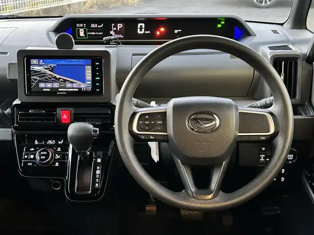 ダイハツ タント カスタム X 島根県 2020(令2)年 2.4万km ブラックマイカメタリック 登録時走行距離23660km/取扱説明書【車両/ナビ】/保証書/社外SDナビ【CD/DVD/Bluetooth/HDMI】/フルセグテレビ/バックカメラ/後席モニター/衝突軽減ブレーキ/両側パワースライドドア/ロングスライドシート/プッシュスタート/スマートキー(スペアスマート×1)/LEDヘッドライト/オートライト/フォグランプ/ETC/純正14インチアルミ