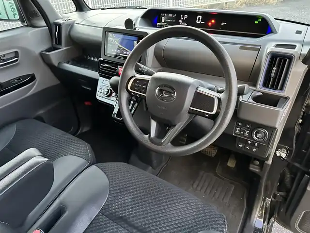 ダイハツ タント カスタム X 島根県 2020(令2)年 2.4万km ブラックマイカメタリック 登録時走行距離23660km/取扱説明書【車両/ナビ】/保証書/社外SDナビ【CD/DVD/Bluetooth/HDMI】/フルセグテレビ/バックカメラ/後席モニター/衝突軽減ブレーキ/両側パワースライドドア/ロングスライドシート/プッシュスタート/スマートキー(スペアスマート×1)/LEDヘッドライト/オートライト/フォグランプ/ETC/純正14インチアルミ