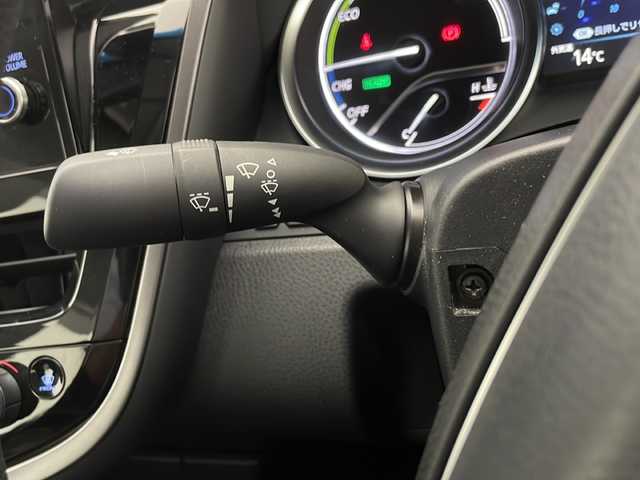 トヨタ カムリ X 宮崎県 2022(令4)年 2.4万km プラチナホワイトパールマイカ 禁煙車/トヨタセーフティセンス/純正9型ディスプレイオーディオナビTV/（T-connect/Bluetooth/FMAM/フルセグTV)/純正バックカメラ/純正ビルトインETC/純正LEDオートライト/純正LEDフォグ/純正フロアマット/社外前後ドライブレコーダー/アダプティブクルーズコントロール/プリクラッシュセーフティ/レーンディパーチャーアラート/オートマチックハイビーム/クリアランスソナー/電子パーキング/オートホールド/デュアルオートエアコン（ナノイー）/スマートキー/プッシュエンジンスタート/スペアキー/新車時保証書/取扱い説明書