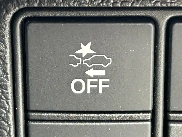 ホンダ シビック ハッチバック ホンダセンシング 静岡県 2019(令1)年 6.1万km クリスタルブラックパール 純正7インチナビ/（FM/AM/CD/DVD/iPod/Apple CarPlay）/フルセグTV/6速マニュアル/追従クルーズコントロール/ドラレコ/レーンキープアシスト/オートライト/LEDヘッドライト/シートヒーター/純正フロアマット/カーテンエアバッグ/衝突軽減システム/横滑り防止システム/純正18AW