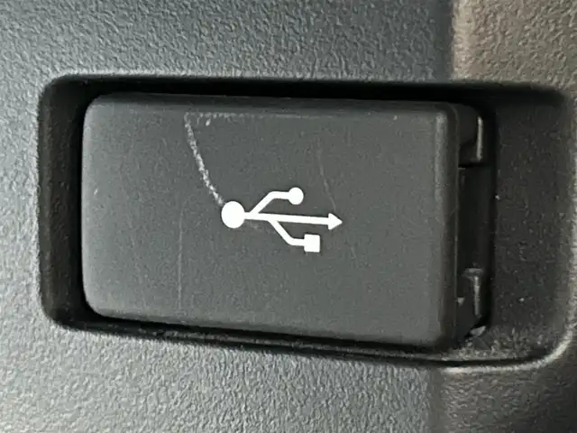 ホンダ シビック ハッチバック ホンダセンシング 静岡県 2019(令1)年 6.1万km クリスタルブラックパール 純正7インチナビ/（FM/AM/CD/DVD/iPod/Apple CarPlay）/フルセグTV/6速マニュアル/追従クルーズコントロール/ドラレコ/レーンキープアシスト/オートライト/LEDヘッドライト/シートヒーター/純正フロアマット/カーテンエアバッグ/衝突軽減システム/横滑り防止システム/純正18AW